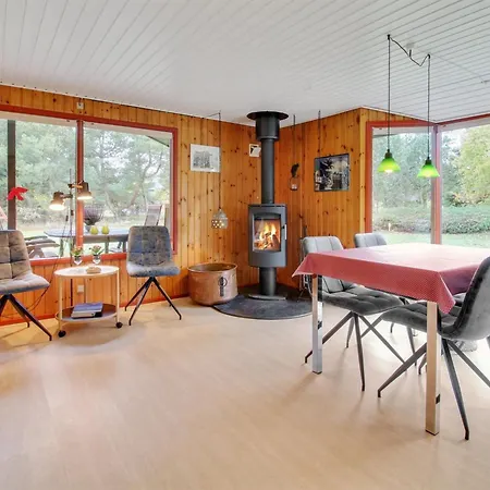 Gunsten - 2-3km From The Sea By Interhome * Henne Strand