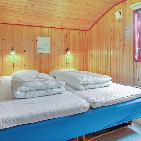 Gunsten - 2-3km From The Sea By Interhome Semesterbostad *