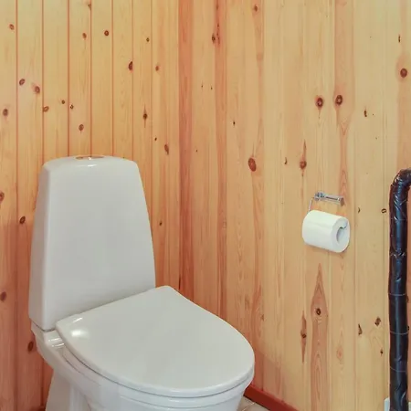 Semesterbostad Gunsten - 2-3km From The Sea By Interhome *