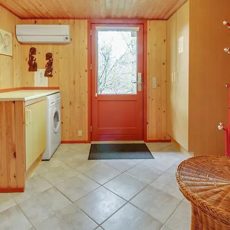 Semesterbostad Gunsten - 2-3km From The Sea By Interhome *